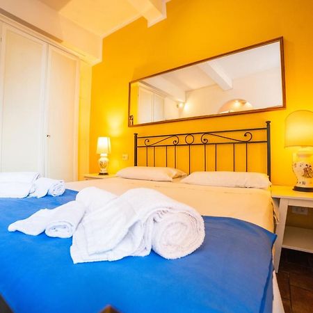 S1 - Serristori Tower Apt - Dolcevita Holiday Firenze Eksteriør billede