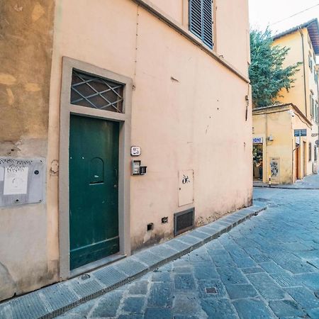 S1 - Serristori Tower Apt - Dolcevita Holiday Firenze Eksteriør billede
