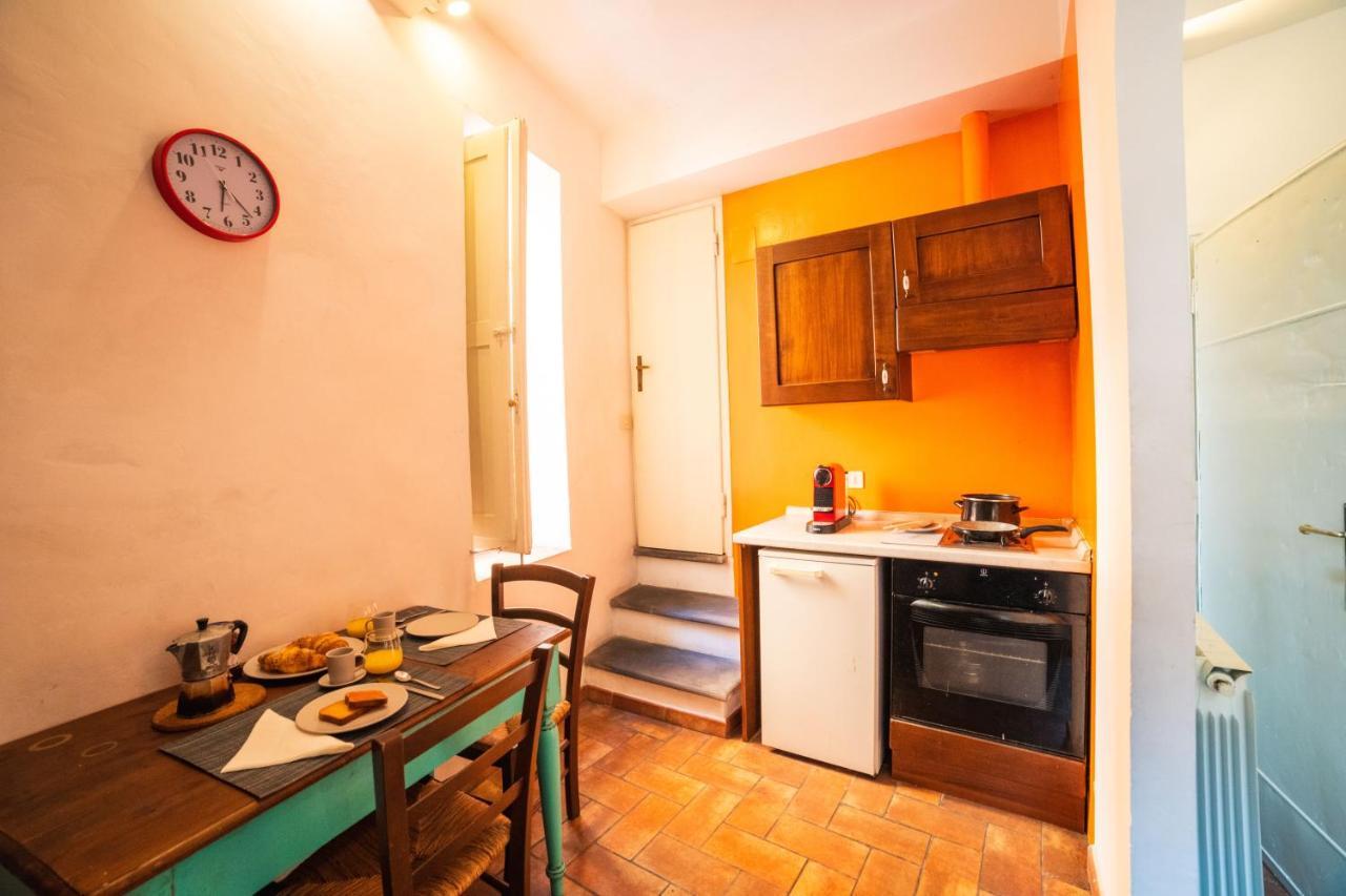 S1 - Serristori Tower Apt - Dolcevita Holiday Firenze Eksteriør billede